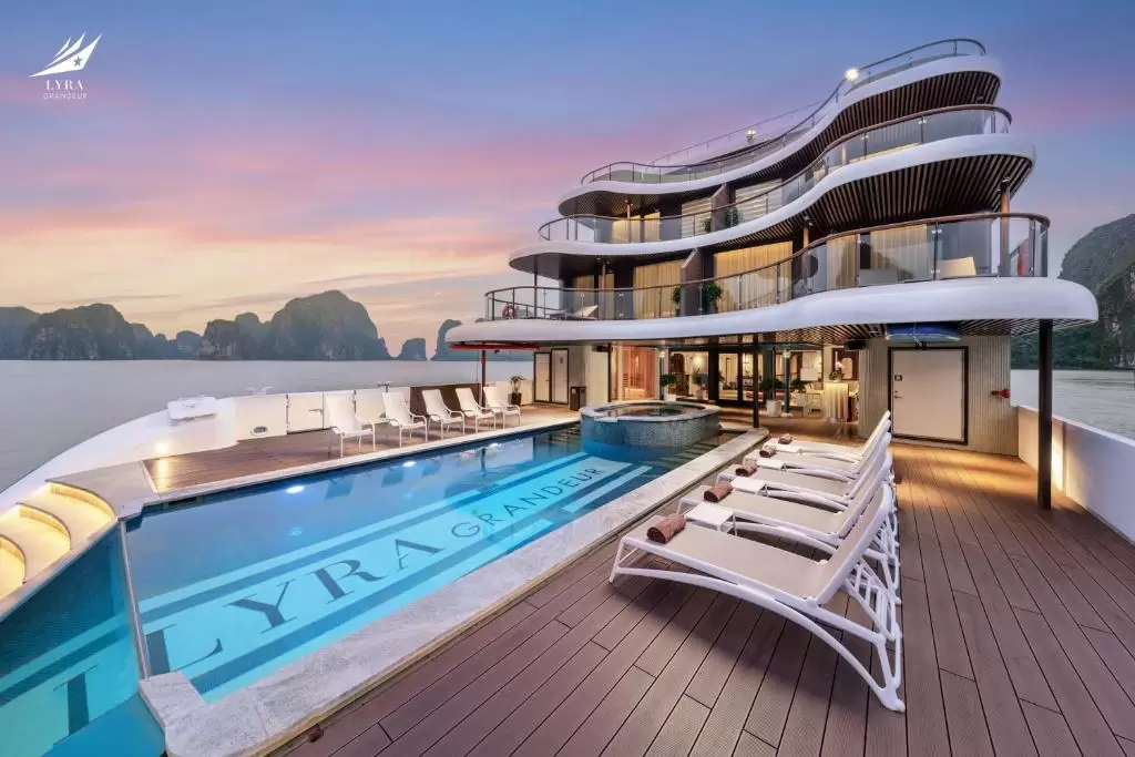 Halong Lyra Grandeur Cruise